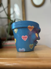 Load image into Gallery viewer, Simon Sweet Heart - 5" Pot Head