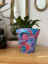 Load image into Gallery viewer, Gary - 5" Pot Head