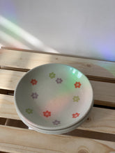 Load image into Gallery viewer, 5.5" Wide Floral Plant Tray