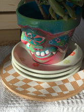 Load image into Gallery viewer, 5.5" Wide Floral Plant Tray