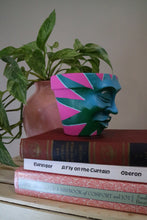 Load image into Gallery viewer, Zora Aurora - 4" Pot Head