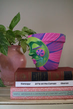 Load image into Gallery viewer, Planet Polly Petals - 5&quot; Pot Head
